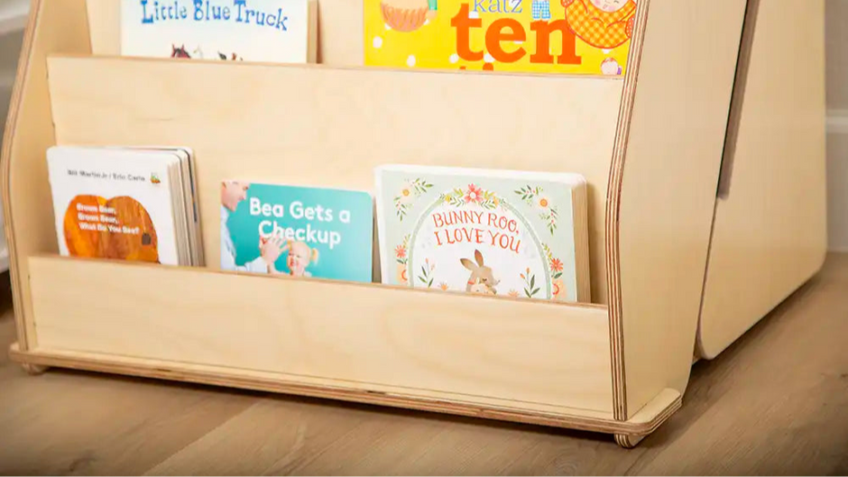 Montessori bookshelf with round corners