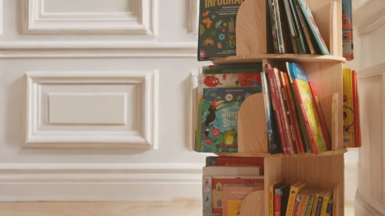 How to Build a Solid Wood Montessori Bookshelf with Free Woodworking Plans for Beginners