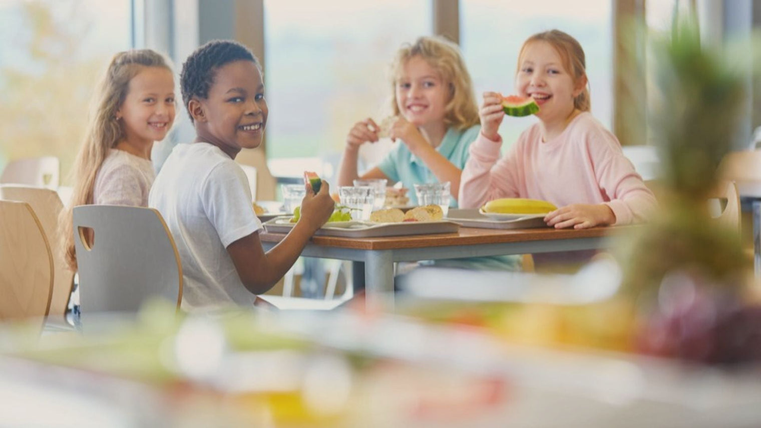How to Handle Food Allergies at School and Home