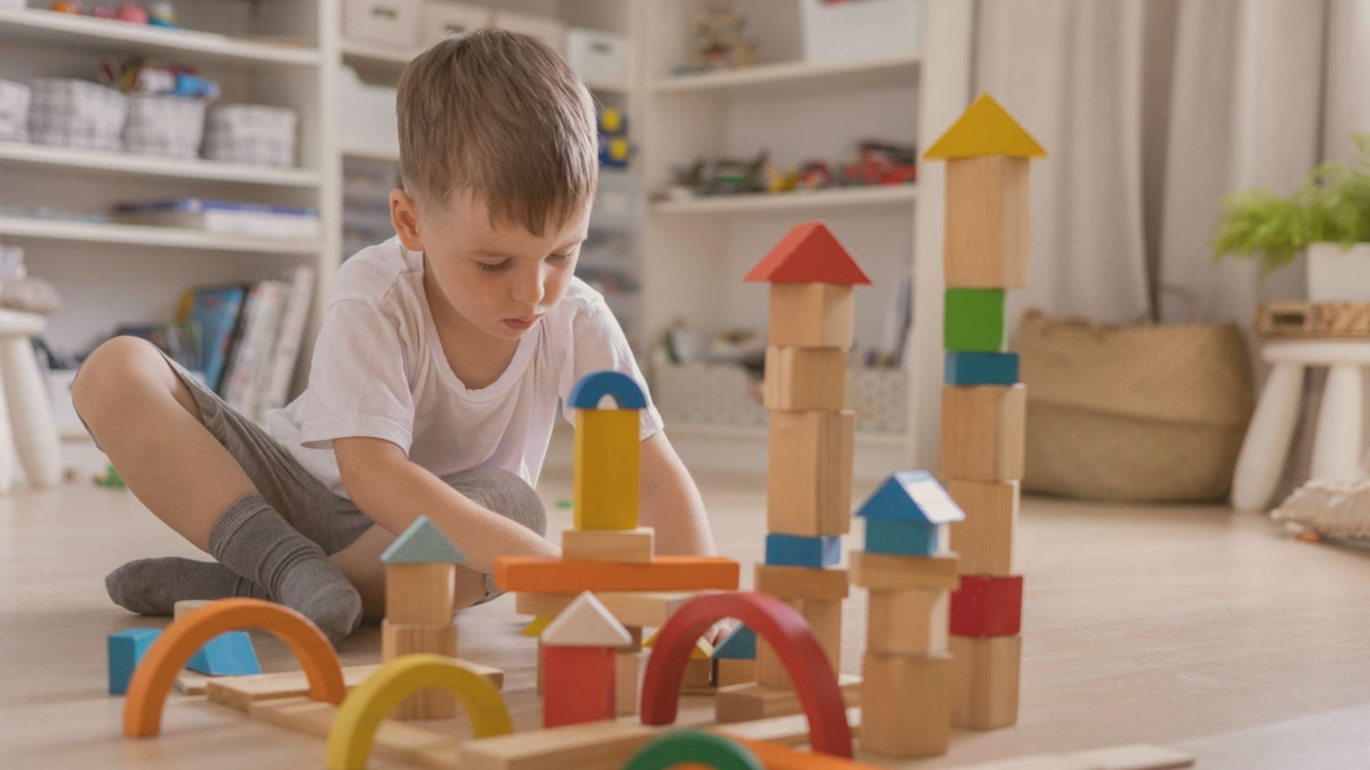 What are the Benefits Of Montessori Toys?
