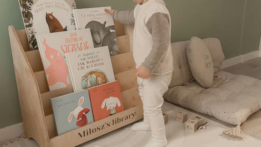 The Best Montessori Bookshelves for Babies and Toddlers: Safety, Size, and Display Features